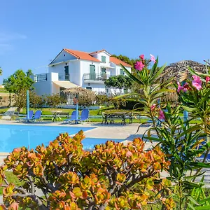 https://xi-village.kefaloniahotels.net